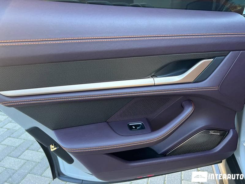 Porsche Taycan Turbo S 2021 — Миниатюра 26