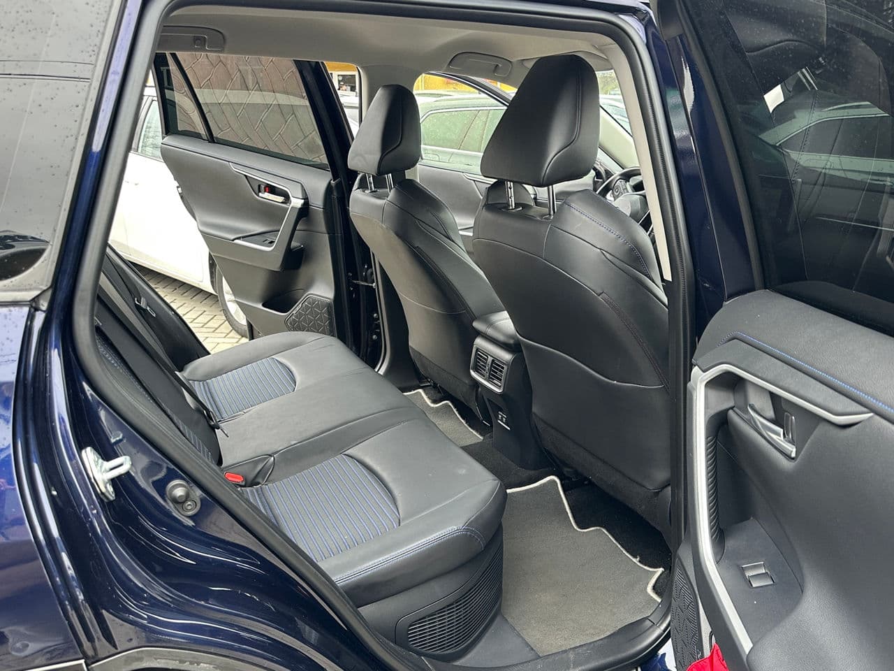 Toyota Rav-4 2020 — Миниатюра 14