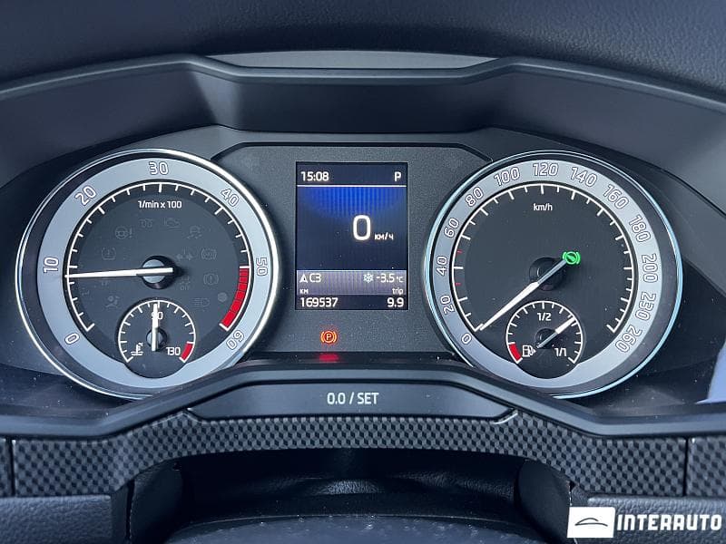 Skoda Superb 2017 — Миниатюра 9