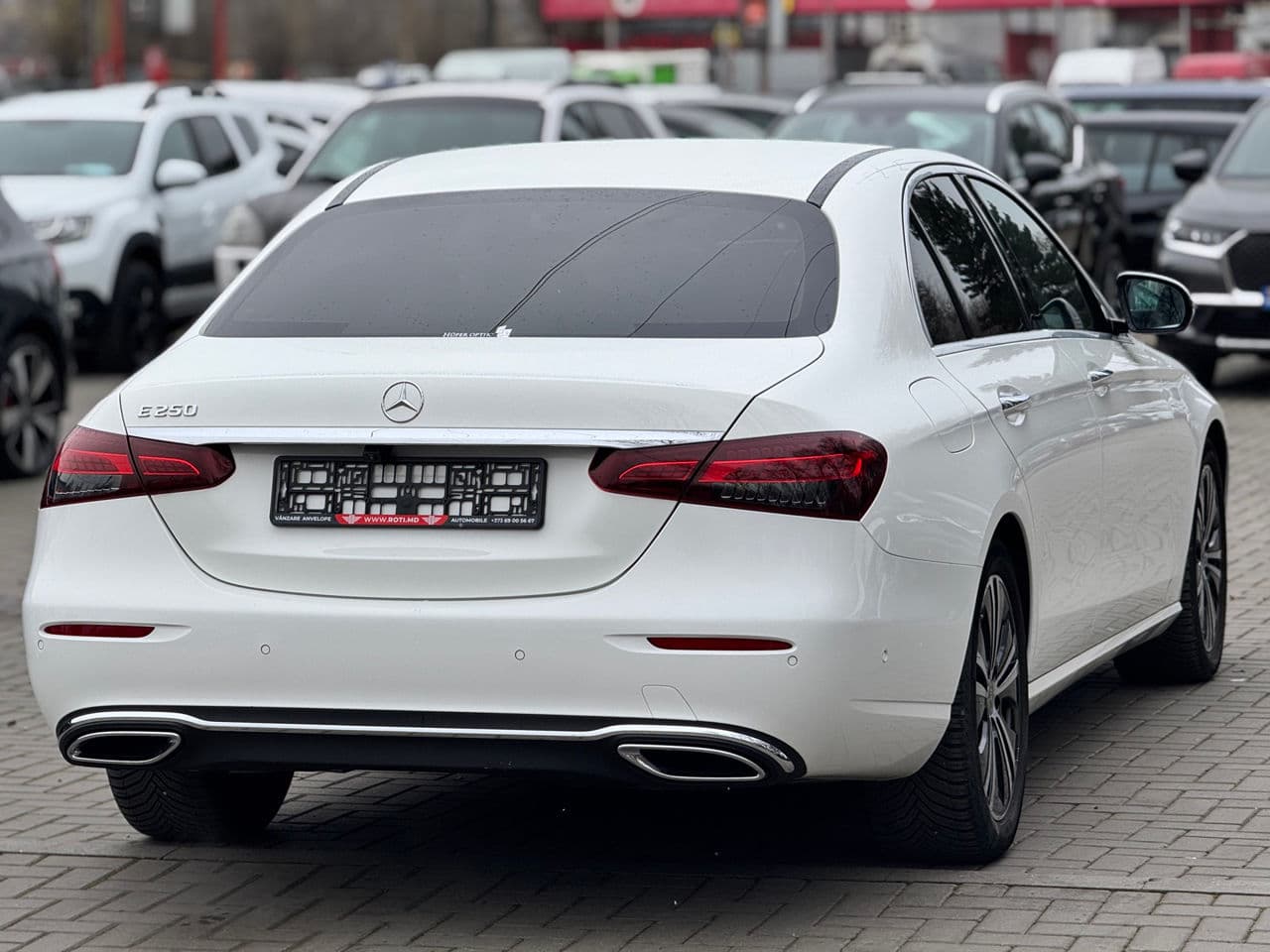 2021 Mercedes E 250 — Miniatură 2