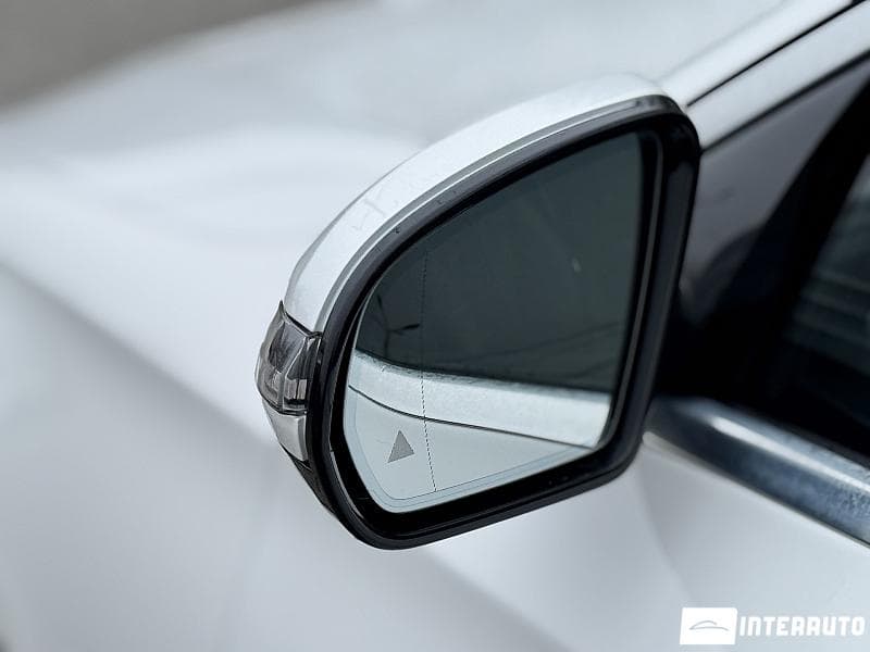 2021 Mercedes E 250 — Miniatură 8