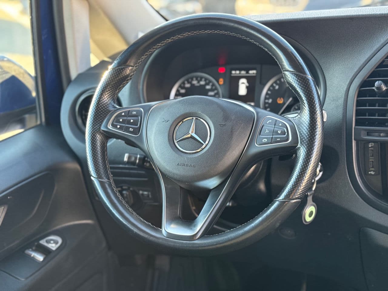 Mercedes Vito 2021 — Миниатюра 7