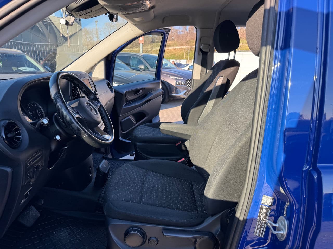 Mercedes Vito 2021 — Миниатюра 5