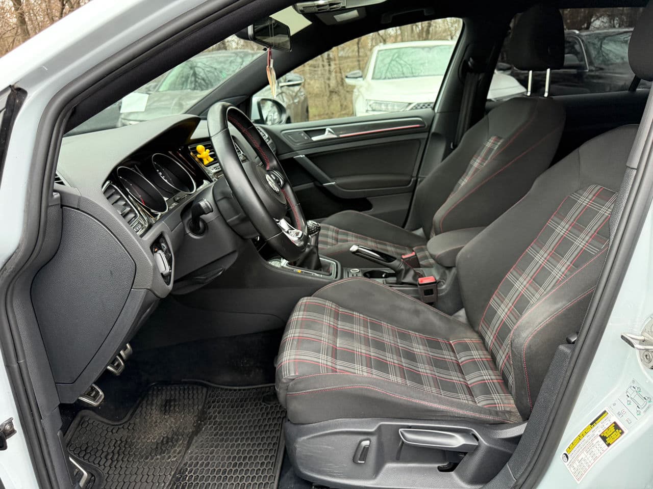 Volkswagen Golf GTI 2017 — Миниатюра 5
