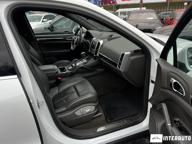 Porsche Cayenne S Hybrid 2016 — Миниатюра 9