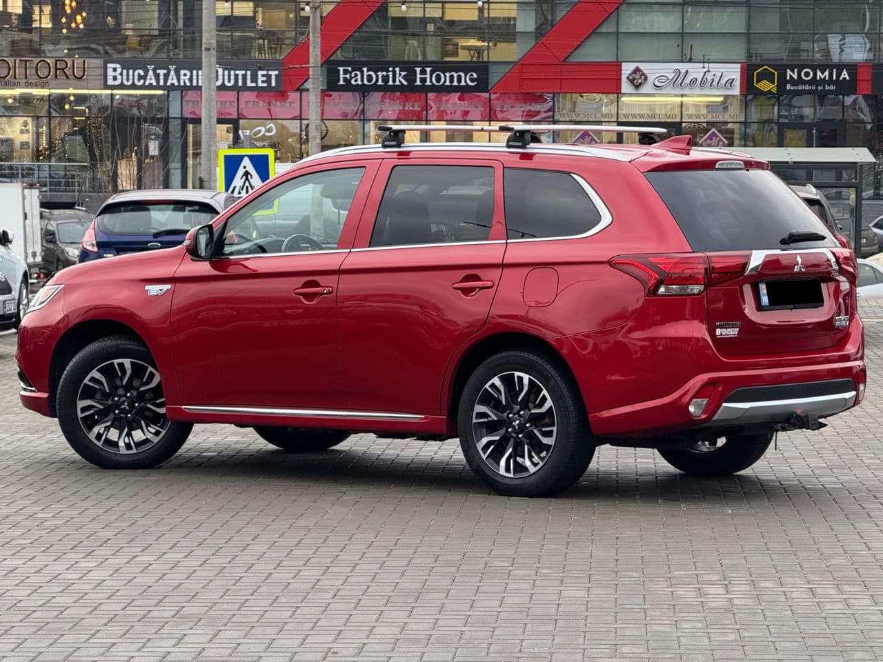 Mitsubishi Outlander 2018 — Миниатюра 4