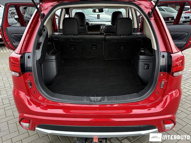 Mitsubishi Outlander 2018 — Миниатюра 23