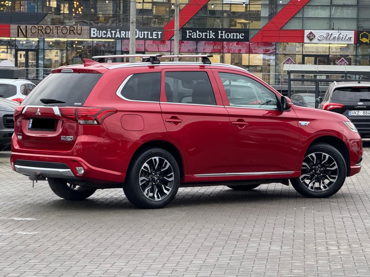 Mitsubishi Outlander 2018 — Миниатюра 3