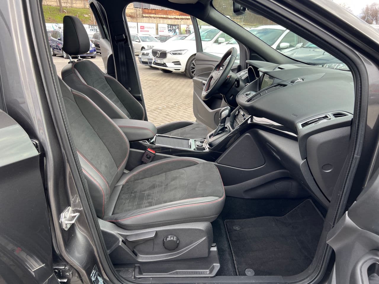 Ford Kuga 2018 — Миниатюра 16