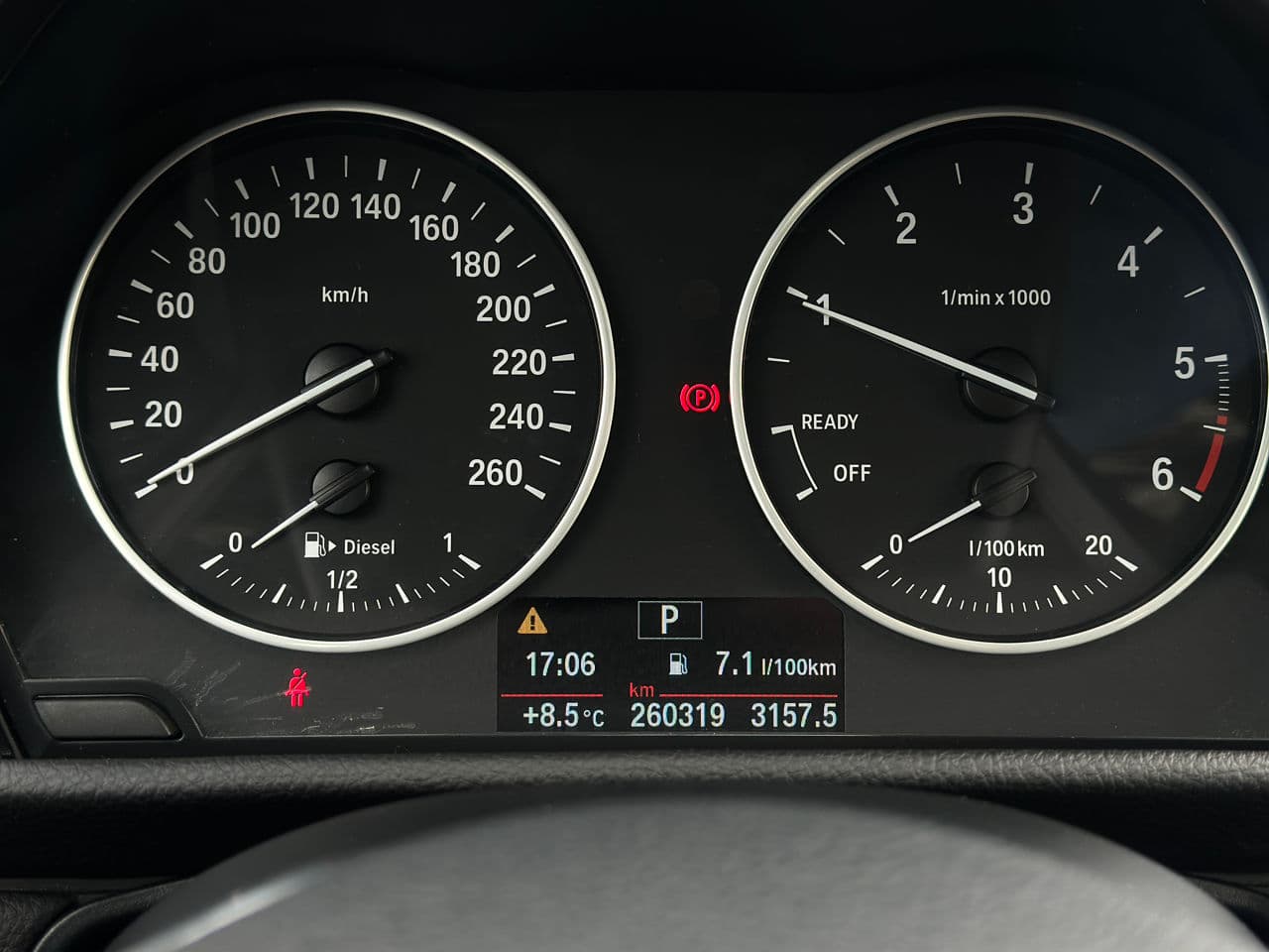 BMW 216d 2015 — Миниатюра 10