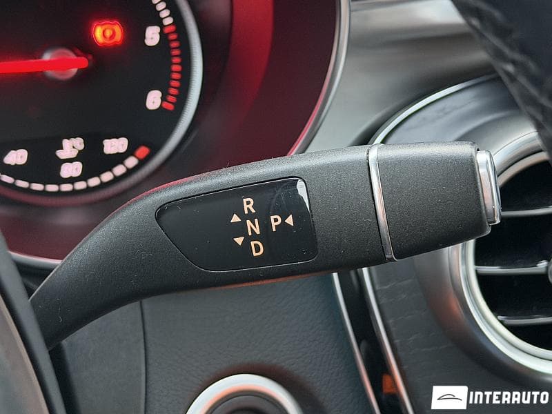 Mercedes GLC 250d 2018 — Миниатюра 16