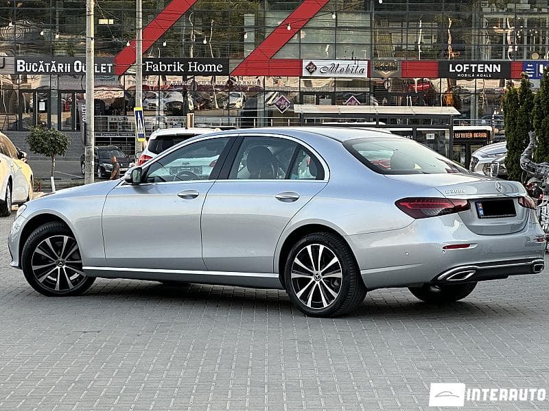 Mercedes E 300e 2022 — Миниатюра 4