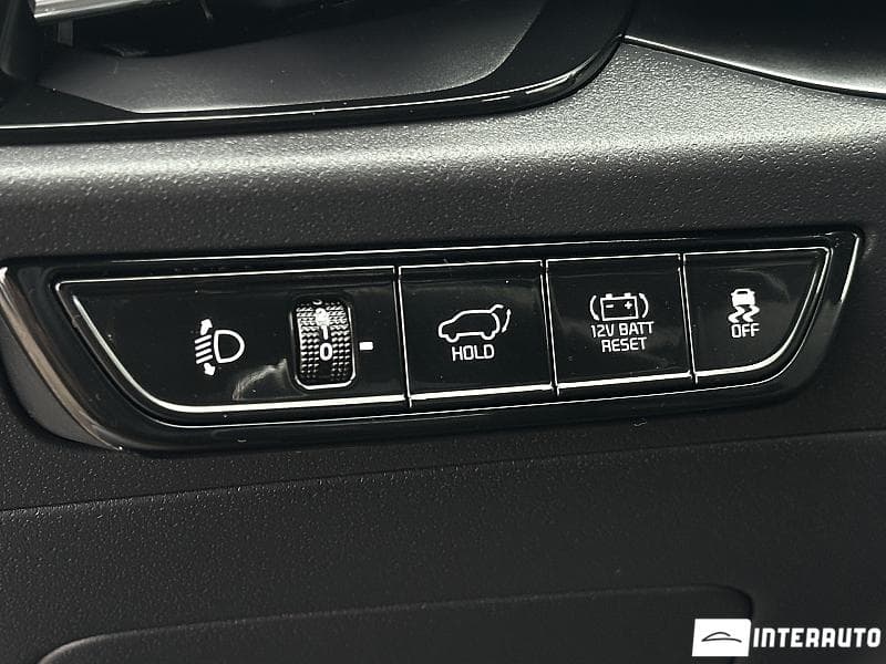 Kia Niro 2023 — Миниатюра 18