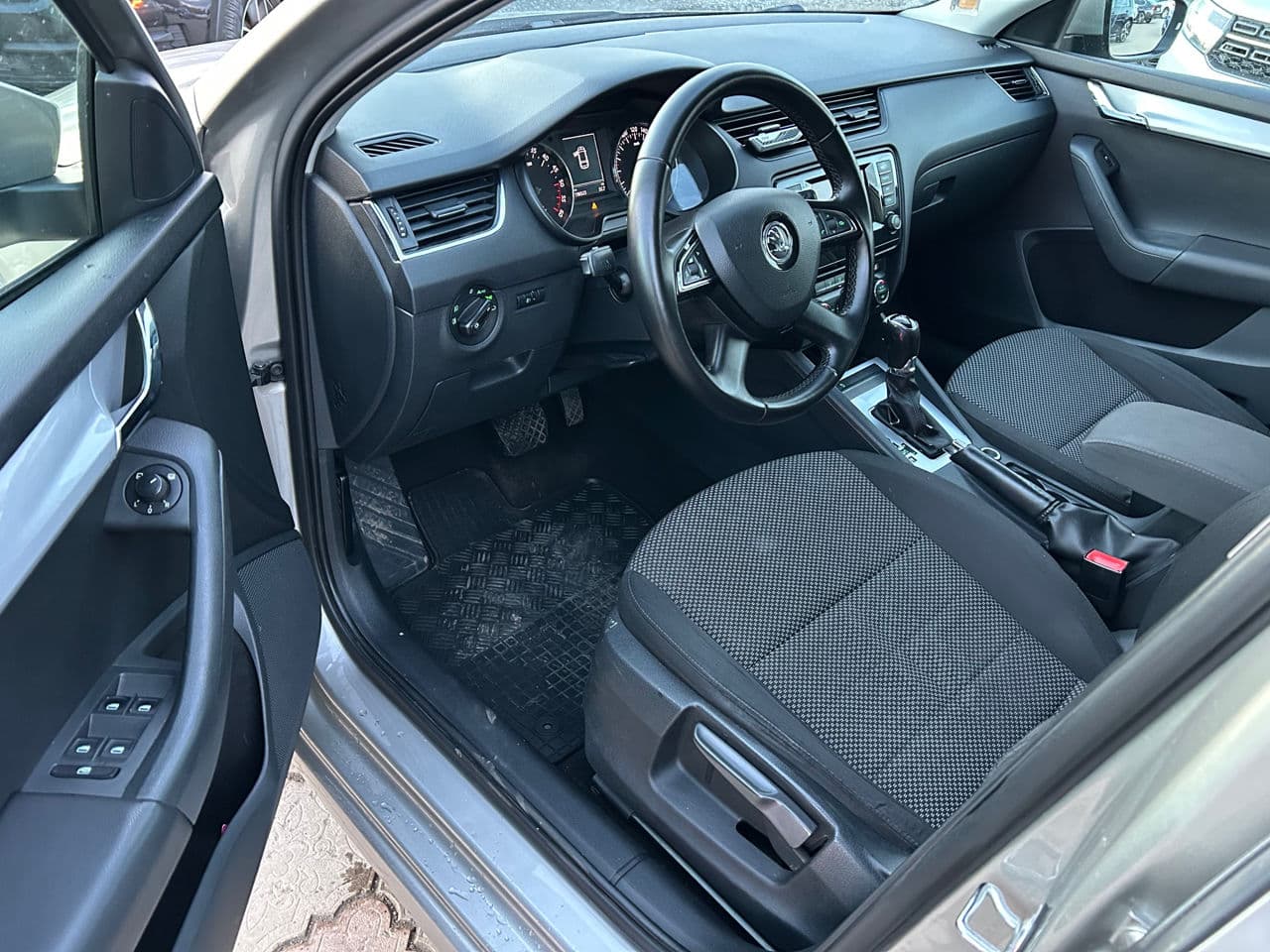 Skoda Octavia 2014 — Миниатюра 5