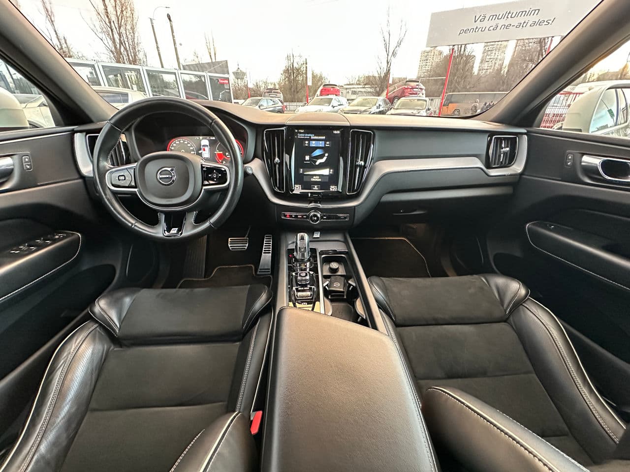 Volvo XC 60 2018 — Миниатюра 14