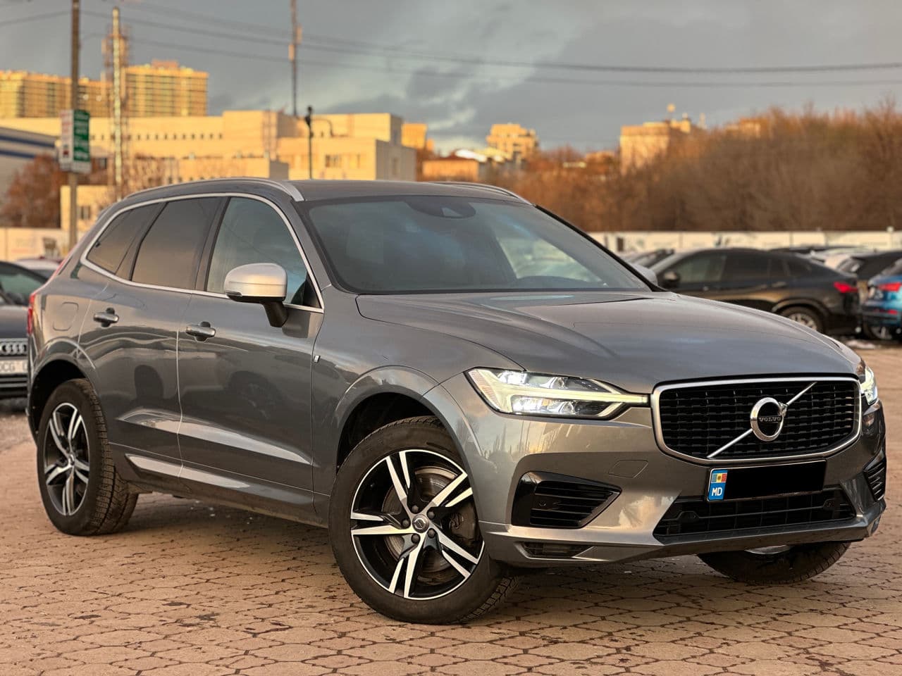 Volvo XC 60 2018 — Миниатюра 4