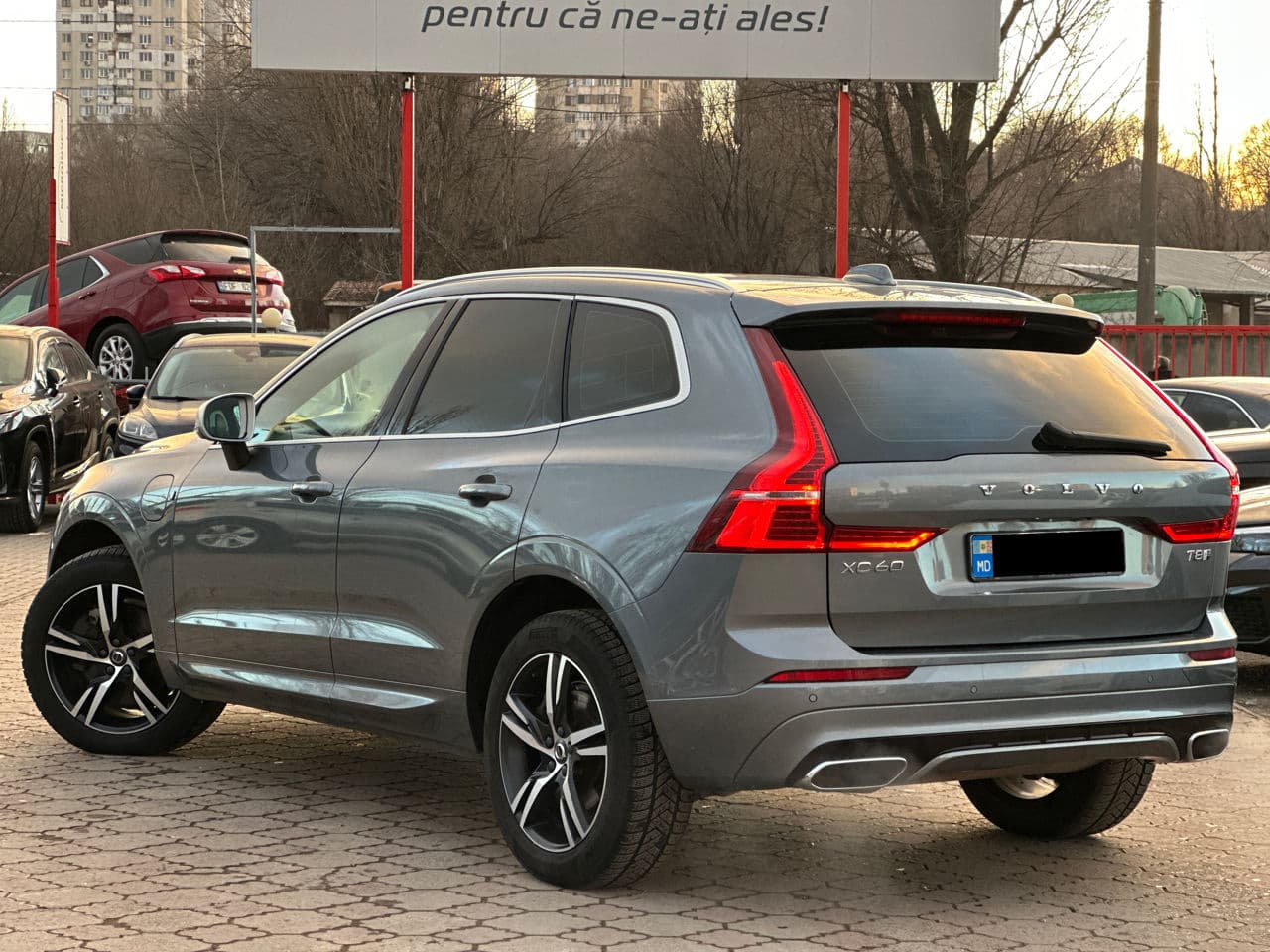 Volvo XC 60 2018 — Миниатюра 3