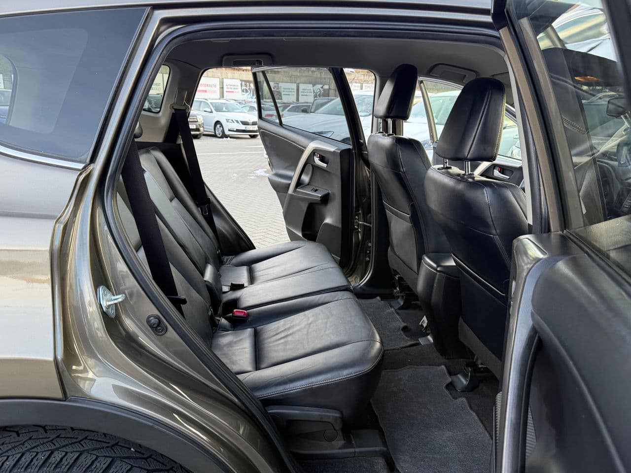Toyota Rav-4 2014 — Миниатюра 13