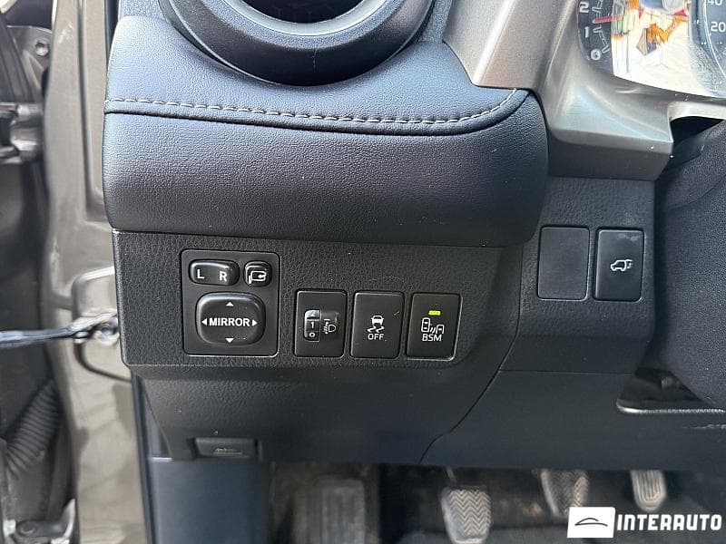 Toyota Rav-4 2014 — Миниатюра 19