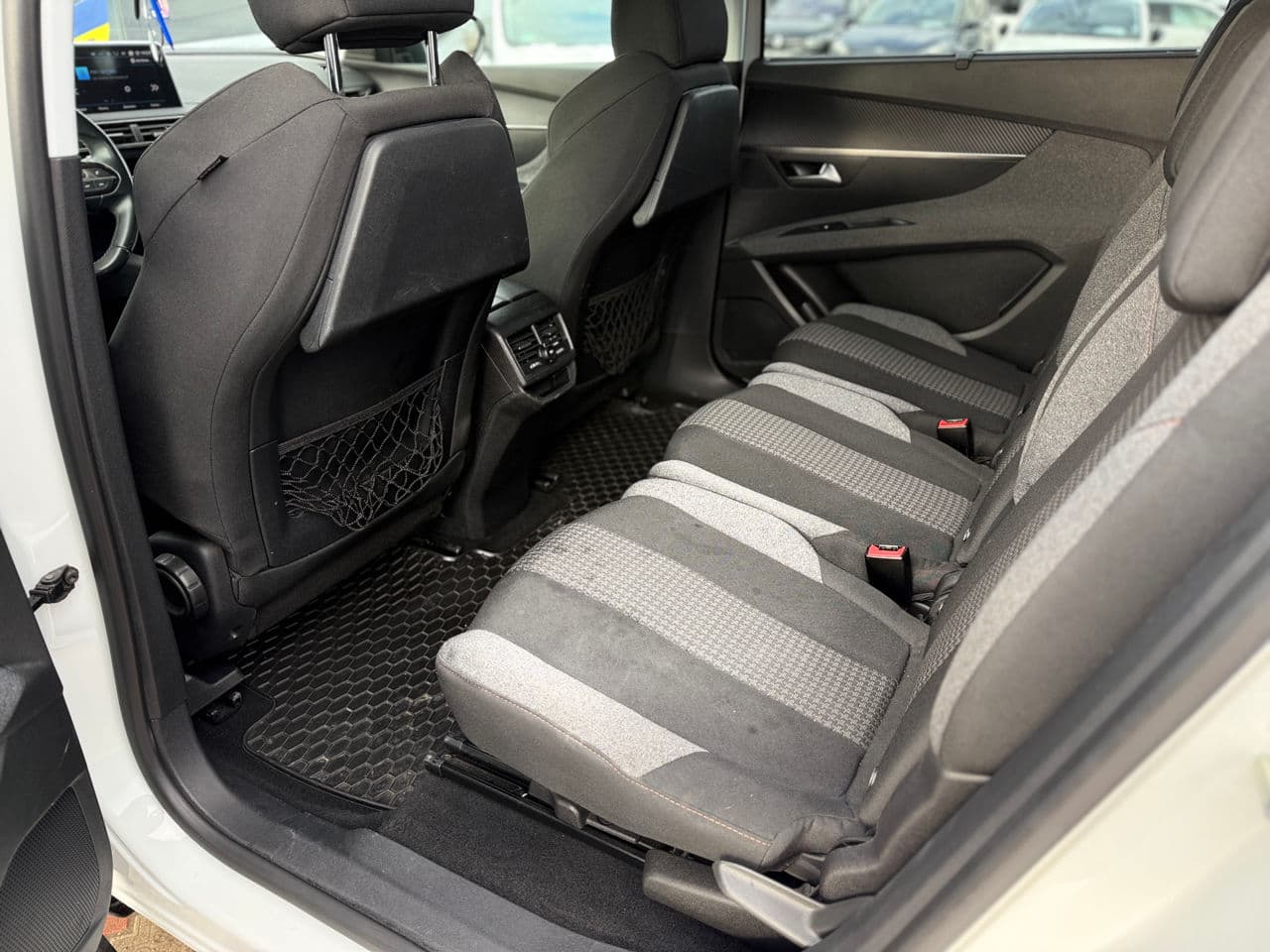 Peugeot 5008 2019 — Миниатюра 18