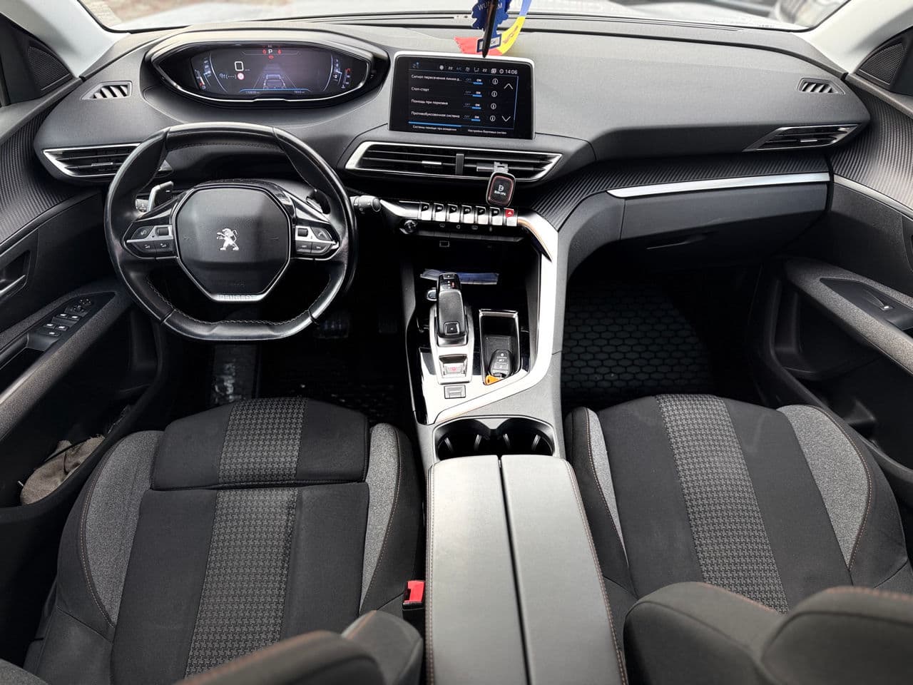Peugeot 5008 2019 — Миниатюра 8