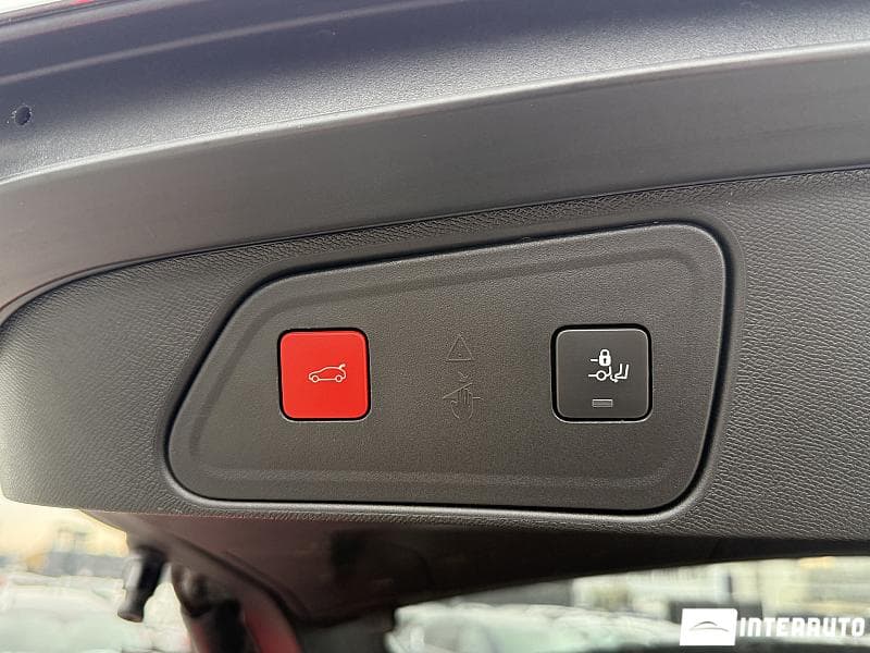 2020 Peugeot 3008 — Miniatură 24