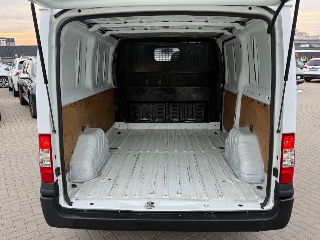 Ford Transit 2011 — Миниатюра 12