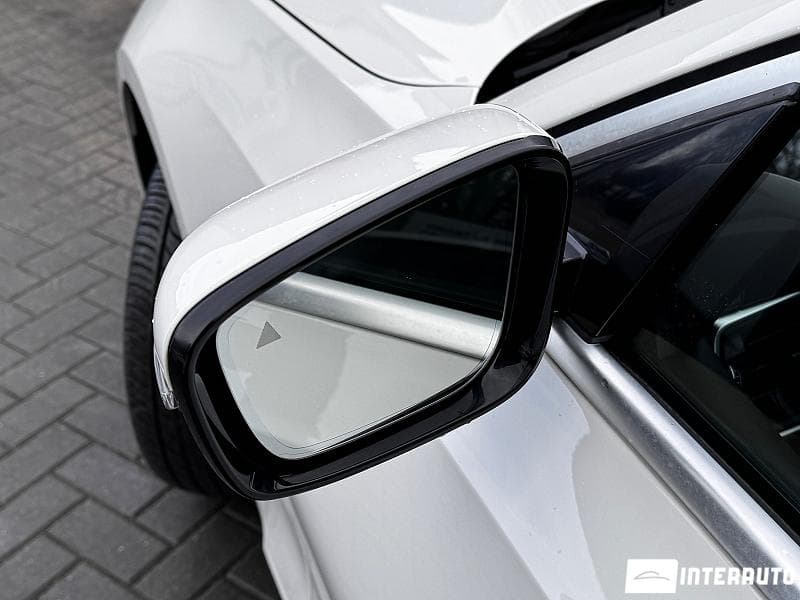 BMW 330 2020 — Миниатюра 21