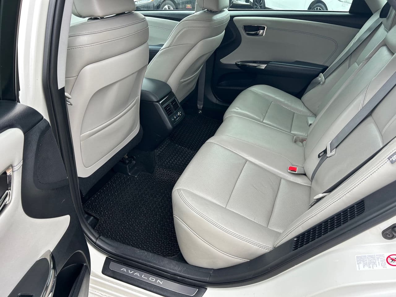 Toyota Avalon 2013 — Миниатюра 19