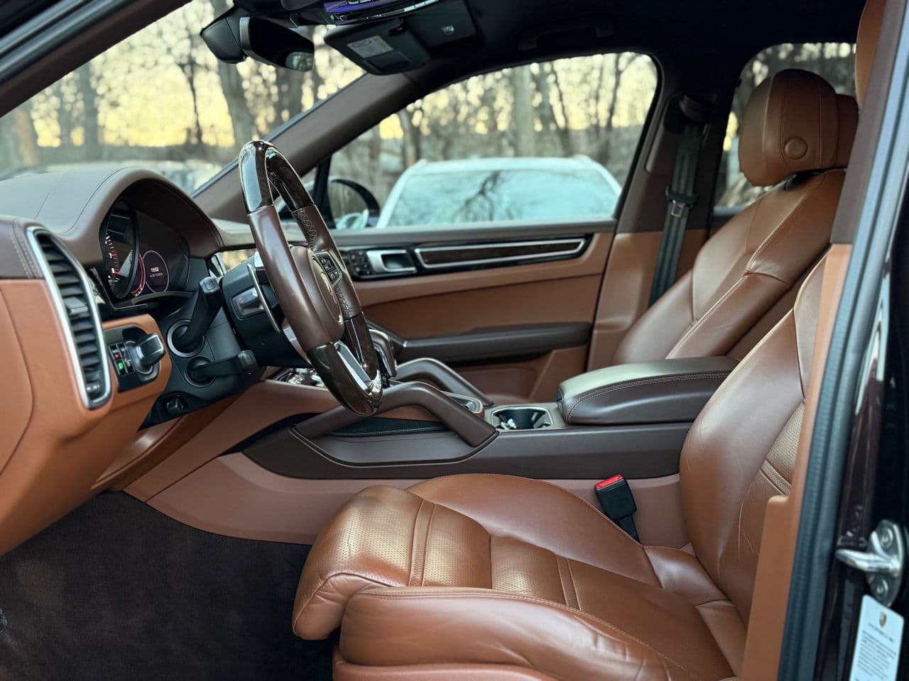 Porsche Cayenne 2020 — Миниатюра 8