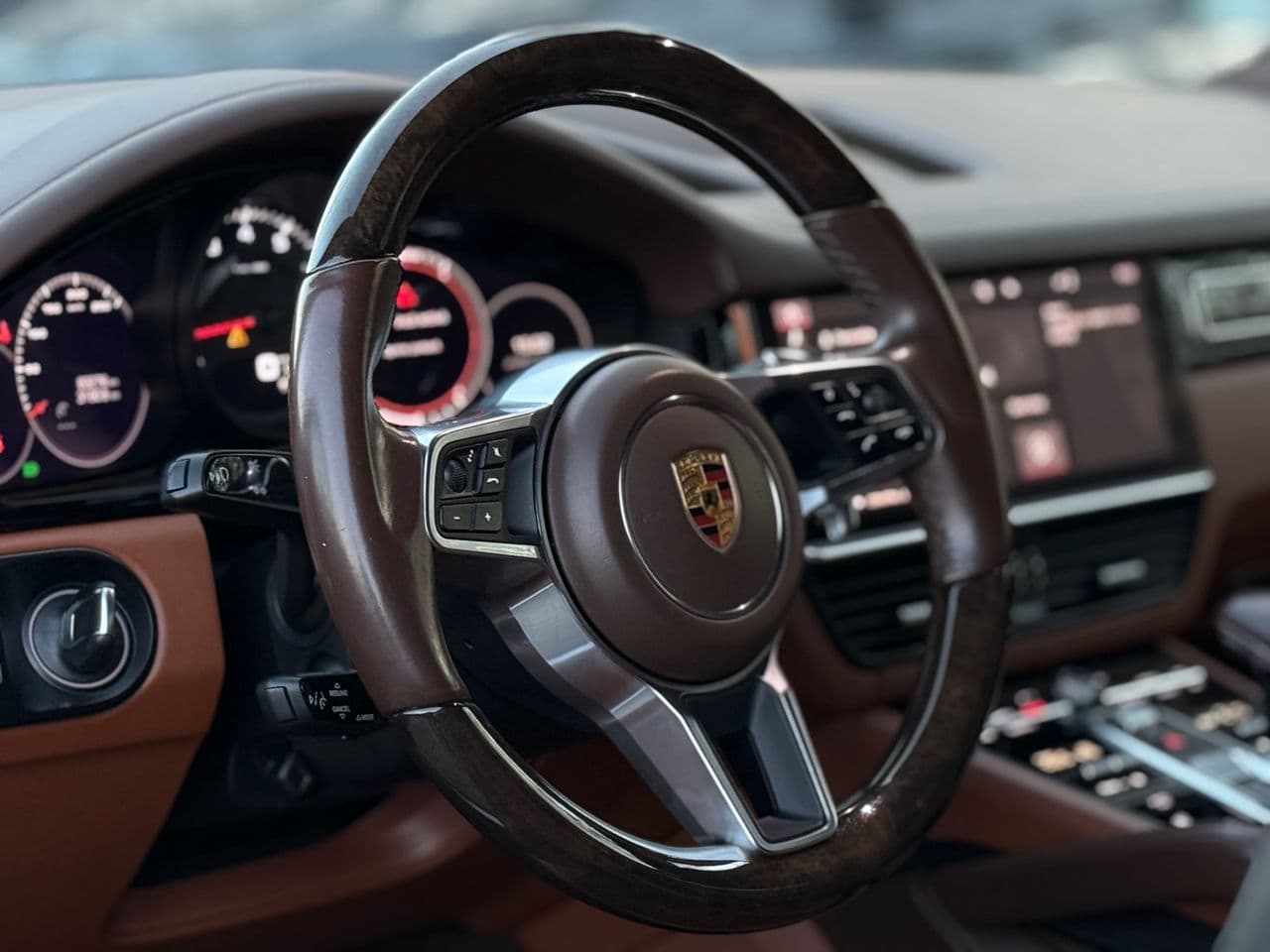 Porsche Cayenne 2020 — Миниатюра 7