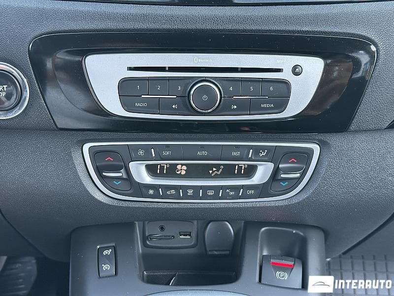 Renault Grand Scenic 2015 — Миниатюра 10