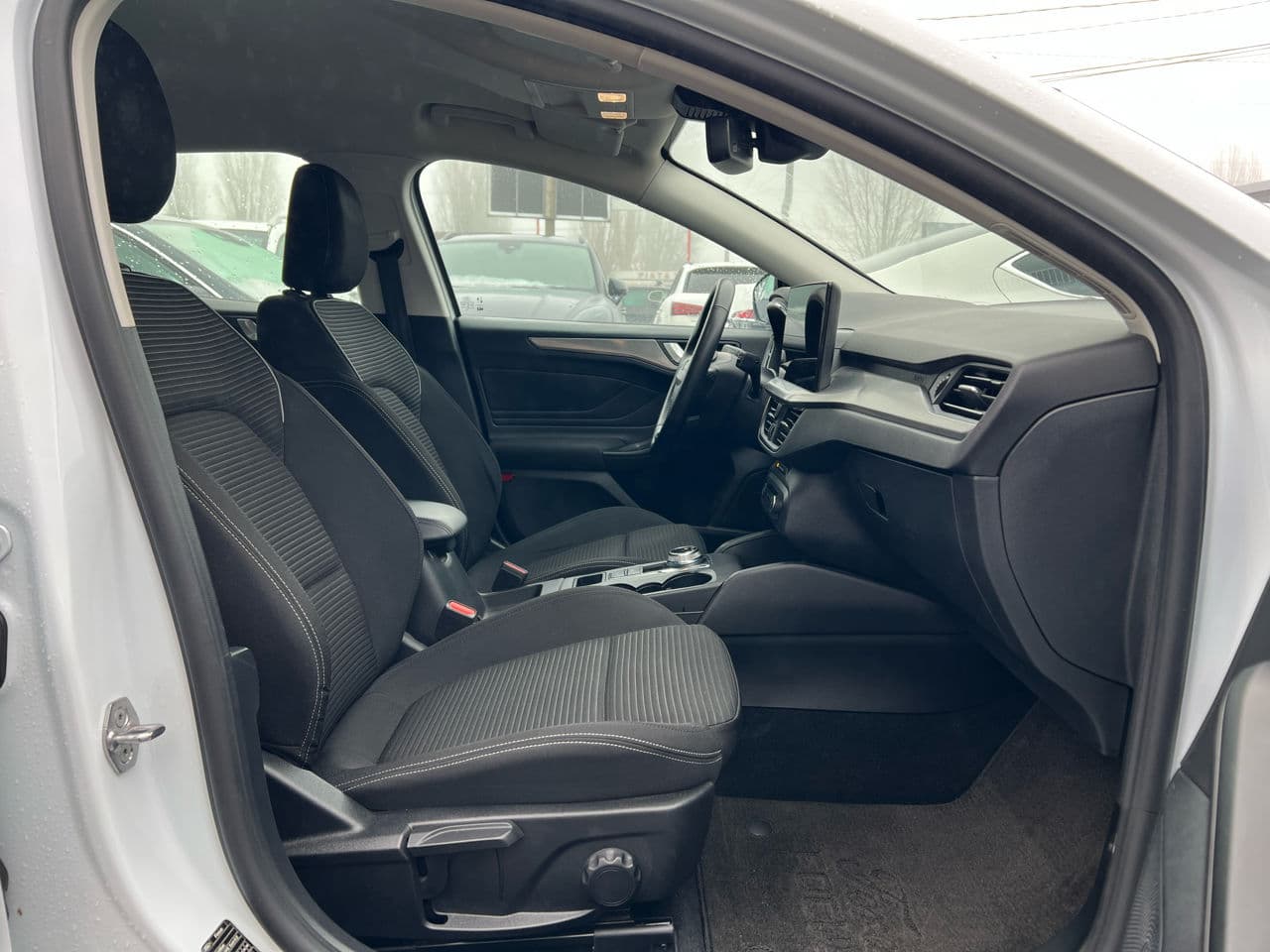Ford Focus 2023 — Миниатюра 16