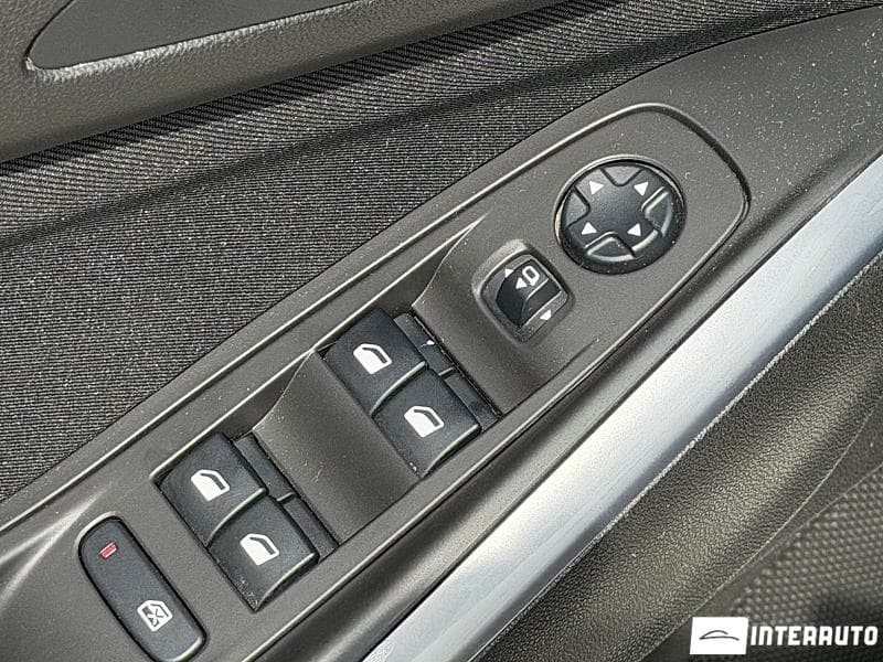 Opel Grandland X 2018 — Миниатюра 6