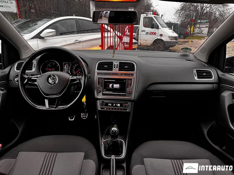 Volkswagen Polo 2016 — Миниатюра 7