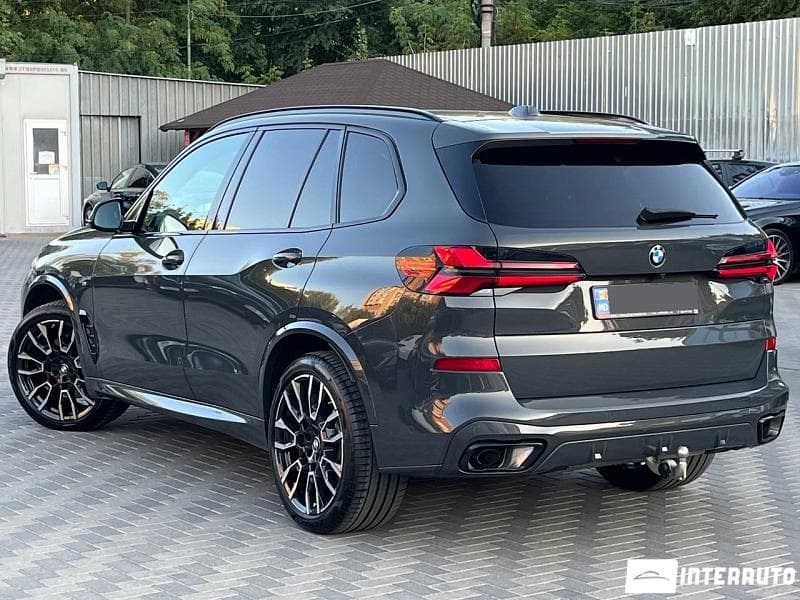 BMW X5 4.0D 2023 — Миниатюра 2