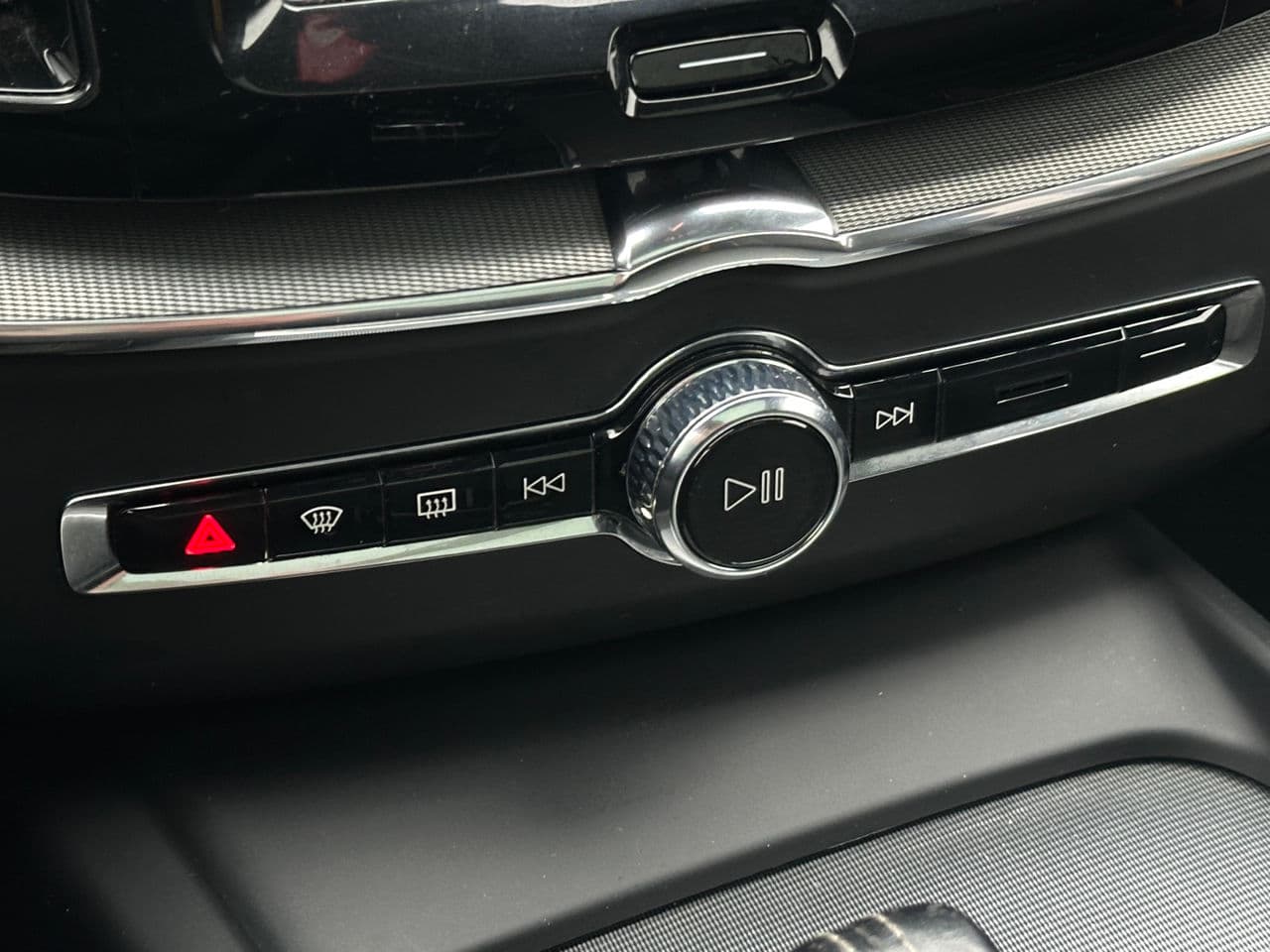 Volvo XC 60 2022 — Миниатюра 11