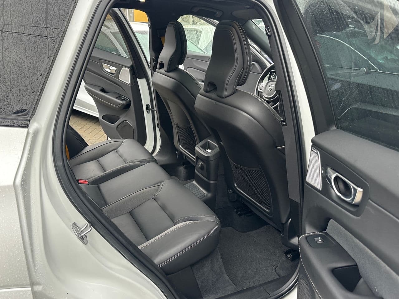 Volvo XC 60 2022 — Миниатюра 15
