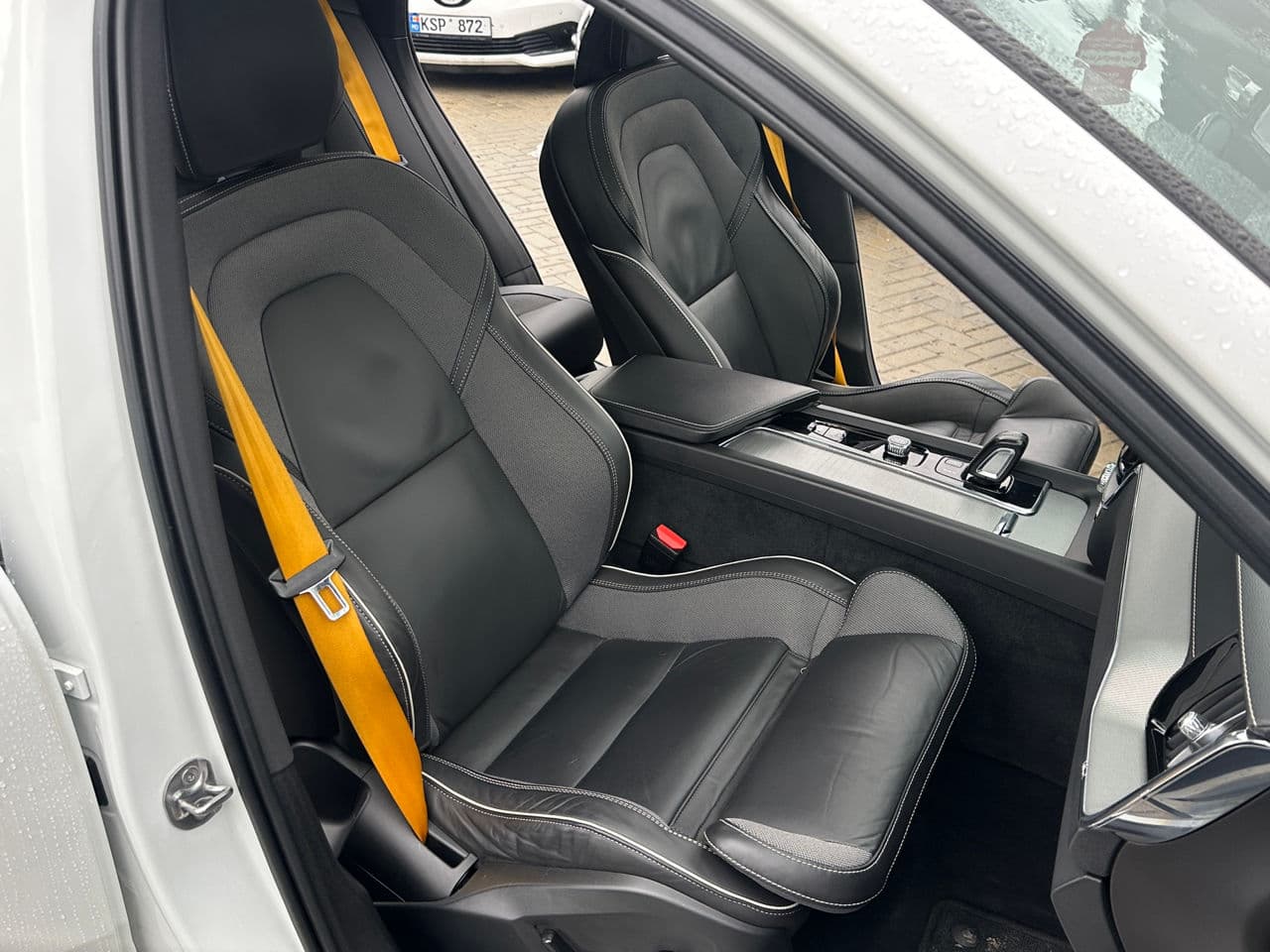 Volvo XC 60 2022 — Миниатюра 16