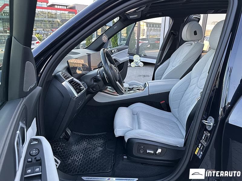 2023 BMW X5 5.0e — Miniatură 5