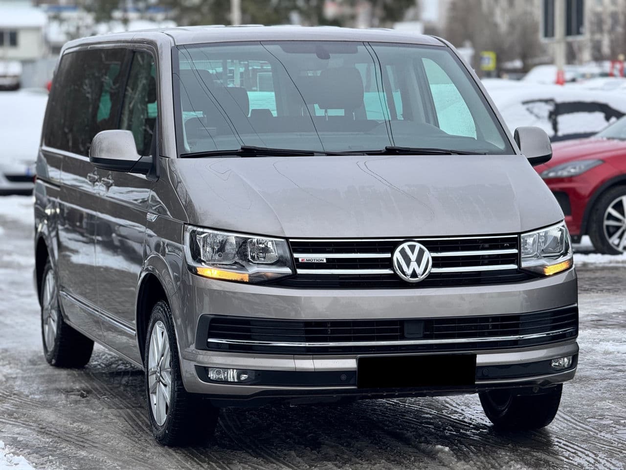 Volkswagen Caravelle 2017 — Миниатюра 3