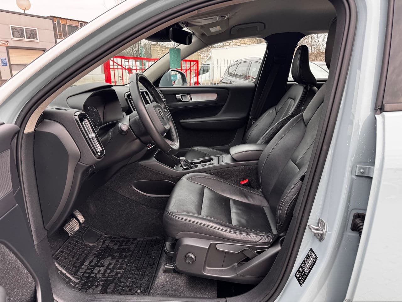 Volvo XC 40 2019 — Миниатюра 6