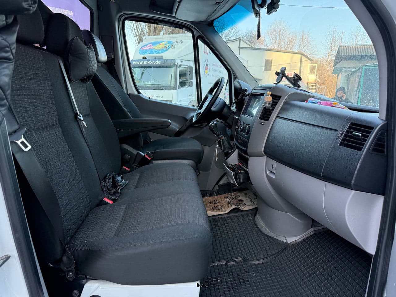 Mercedes Sprinter 2017 — Миниатюра 6
