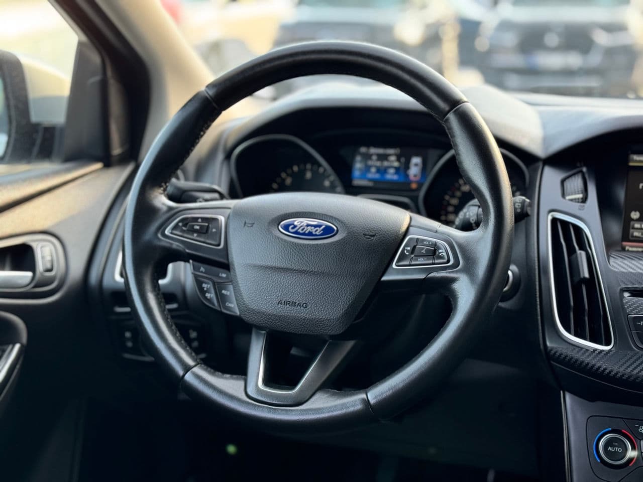 Ford Focus 2015 — Миниатюра 11