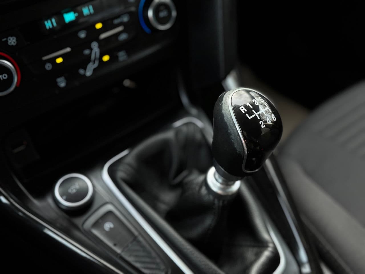 Ford Focus 2015 — Миниатюра 16