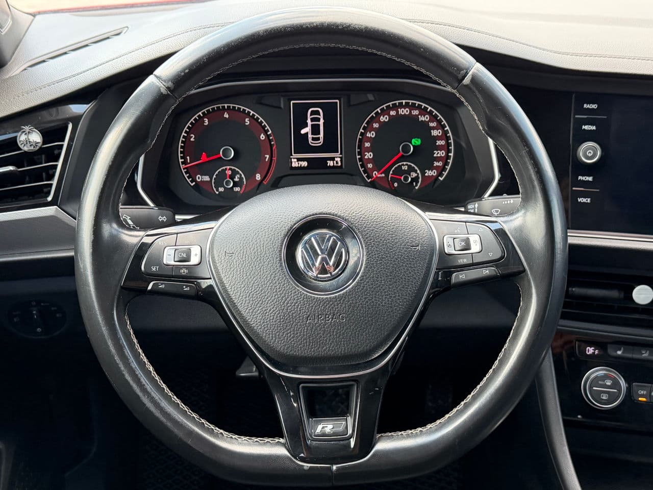 Volkswagen Jetta 2019 — Миниатюра 12