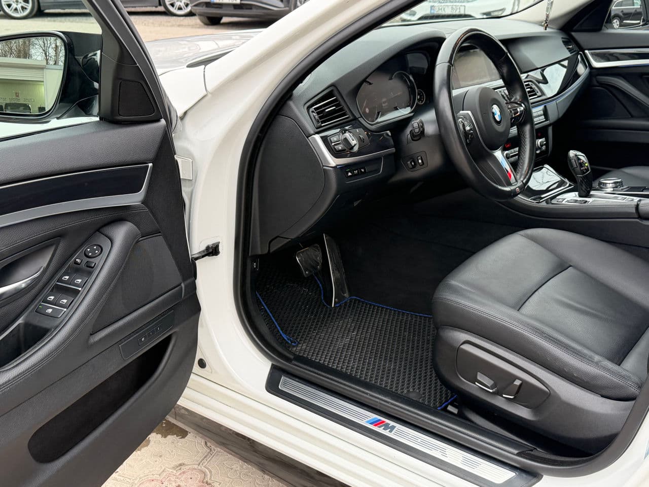 BMW 520 2016 — Миниатюра 6