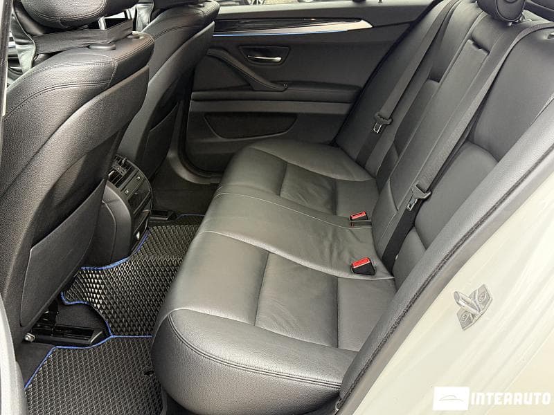 BMW 520 2016 — Миниатюра 17