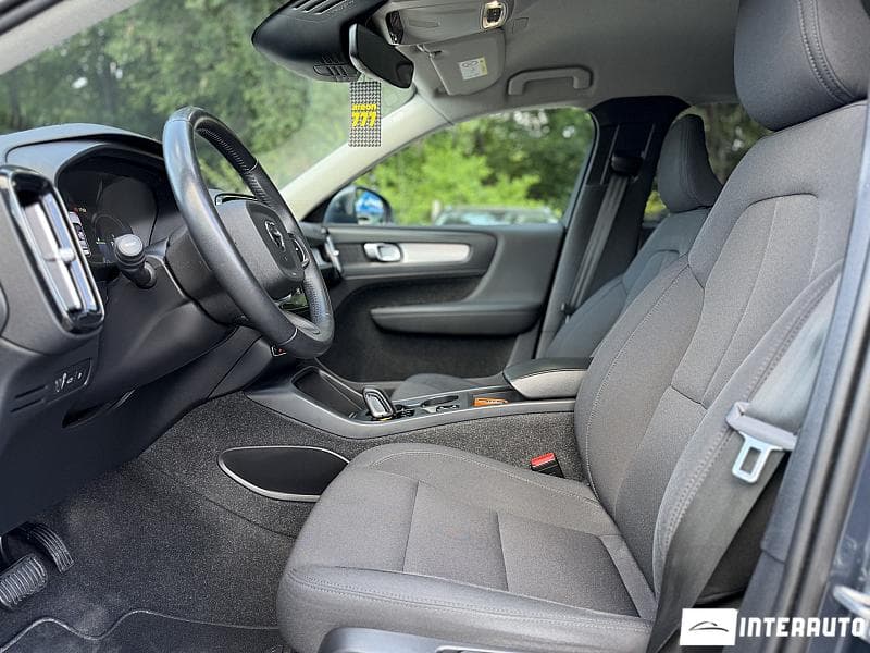 Volvo XC 40 2021 — Миниатюра 9