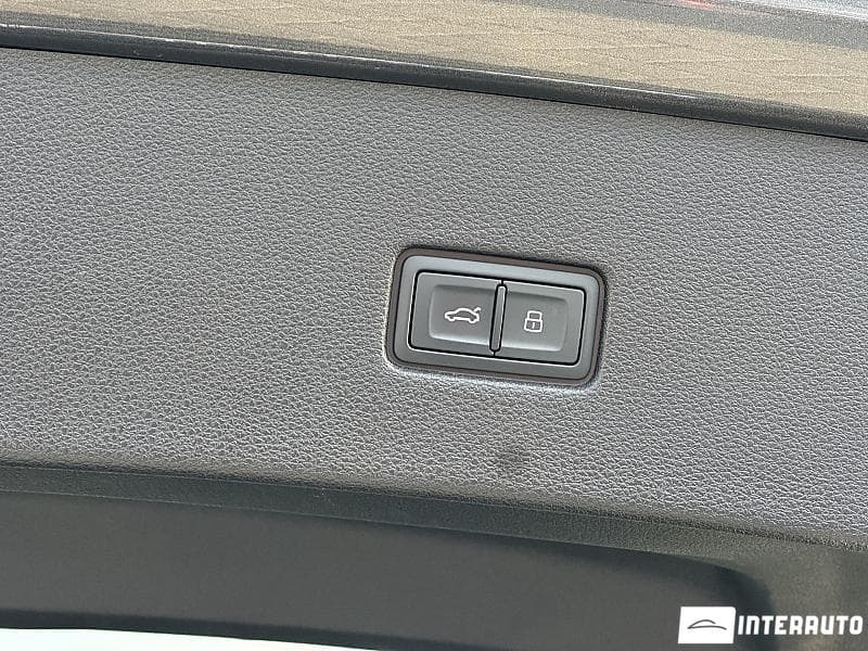 Audi Q8 2023 — Миниатюра 23